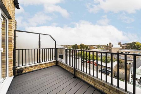2 bedroom flat to rent - Photo 3