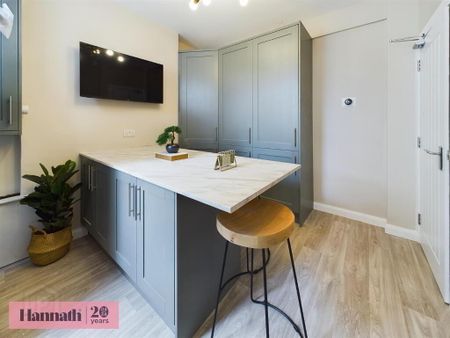 Room 5, 13 Harford Street, Portadown, Craigavon, BT62 3AA - Photo 5