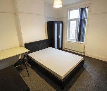 4 bedroom house to rent - Photo 4