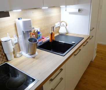 Atmosphärischer Altbauklassiker mit Dielen und EBK - tolle Lage Rad... - Photo 5