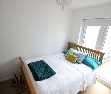 Sherwood Crescent, Benfleet, Essex, SS7 - Photo 6