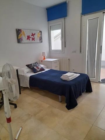 Carrer de Sant Eudald, Barcelona, Catalonia 08023 - Photo 3