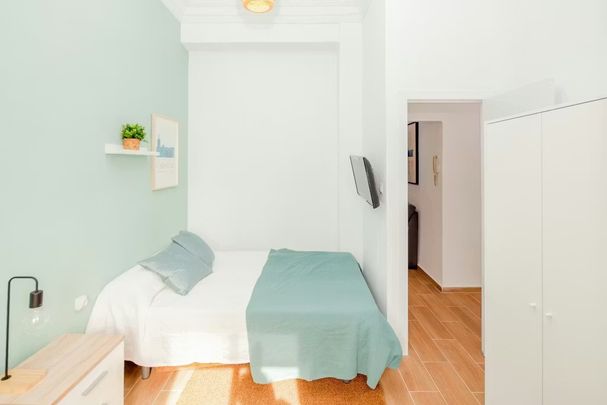 Carrer Cadis, Valencia, Valencian Community 46006 - Photo 1