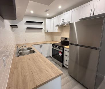 For Lease - 237 Benninger Drive, Kitchener, Ontario - Photo 5