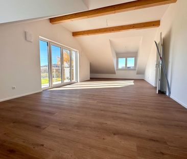 Neubau ! Helle 3,5 - Zimmer Dachgeschoßwohnung, große Terrasse mit ... - Photo 2