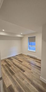 6 1/2 - Montréal - 3 000 $/mois - Photo 4