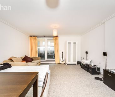 3 bedroom apartment to rent - Photo 1