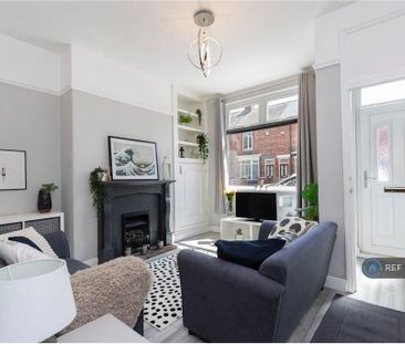 2 bedroom terraced house to rent - Photo 4