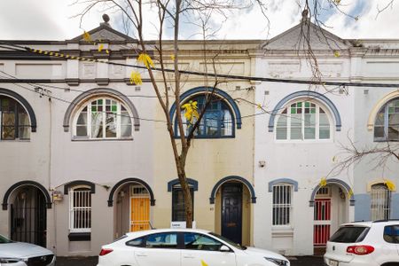 Charming 3-Bedroom Terrace in the Heart of Darlinghurst - Photo 5