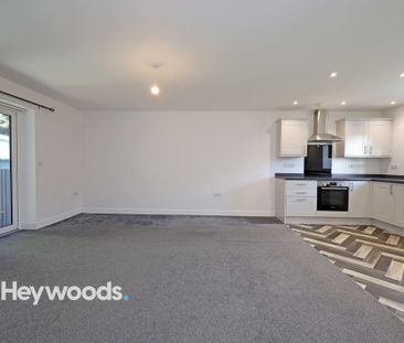 2 bed bungalow to rent in Calvin Court, Holt Lane, Kingsley, Stoke-... - Photo 1