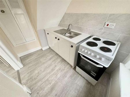 Ashley Road, Parkstone, Poole, BH14 - Photo 4