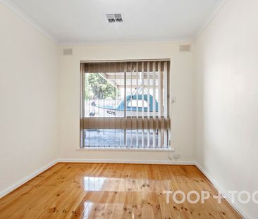 Low maintenance home - Photo 6