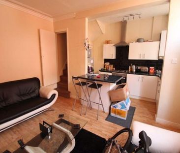 2 bedroom house to rent - Photo 3