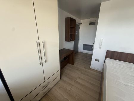 1 bedroom apartment to rent - Photo 2