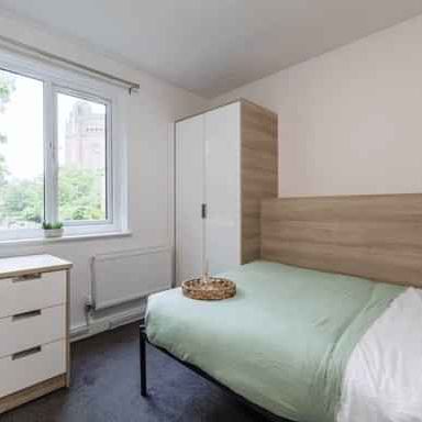 Silver Ensuite Small - Photo 1