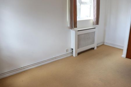 1 bedroom semi-detached house to rent - Photo 4