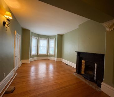 For Lease - 491 Eagle Street Unit# B, Newmarket, Ontario - Photo 4