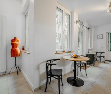 Gemeubeld éénslaapkamerappartement vol charme ! - Photo 4