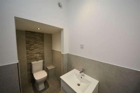 Lathom House, Lathom Park, Ormskirk, L40 - Photo 5