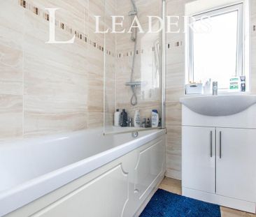 3 bedroom terraced house to rent - Photo 3