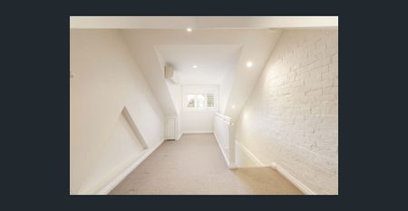 Unfurnished, original Victorian terrace - Photo 5
