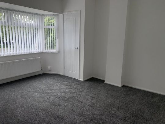 Kings Drive, L25 - Photo 1