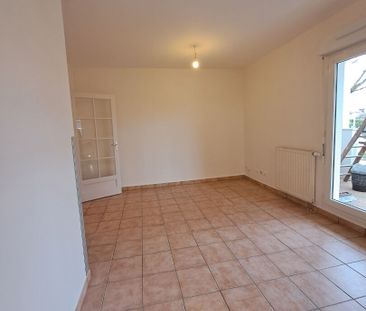 Location Appartement 2 pièces 43m² - Photo 2