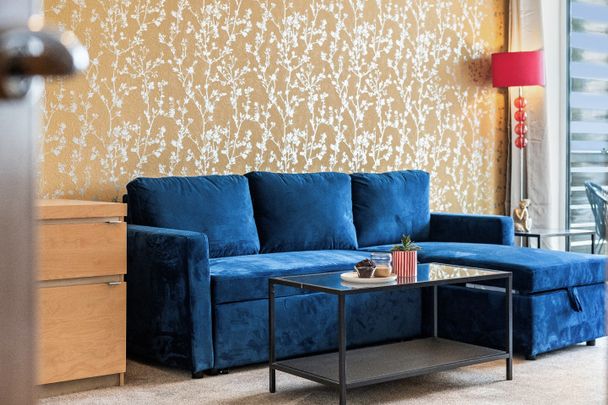 2 Bed Flat, Sharpthorne Court, BN1 - Photo 1