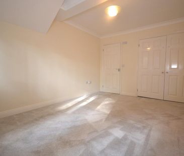 3 bedroom House To Let - Photo 3