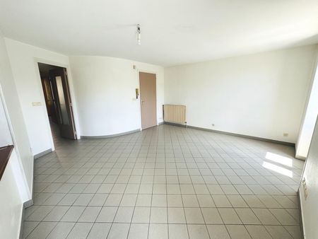 Location Appartement 3 pièces 52m² ROMANS SUR ISERE 26100 - Photo 3