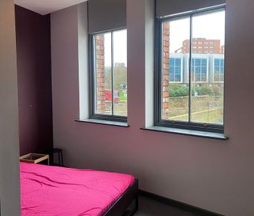 2 bedroom flat to rent - Photo 6