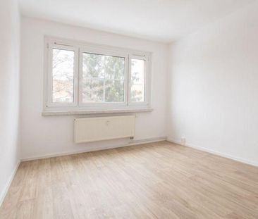 3-Raum-Whg. in ruhiger Lage mit Balkon - Photo 1