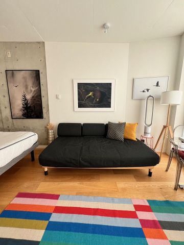 Pandora Avenue - Photo 5