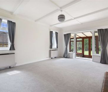 A two bedroom detached bungalow, in a popular village location. Gar... - Photo 3