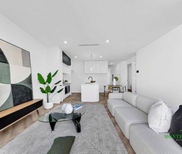 Stylish 4-Bedroom Home in Prime Location! - Photo 2