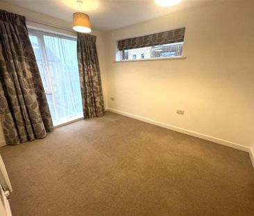 3 bedroom end of terrace house to rent - Photo 6