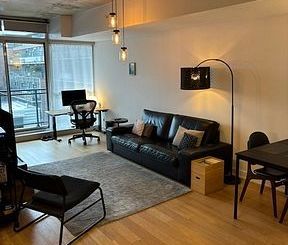 Carlaw Lofts 1190 , ## 629 - Photo 1