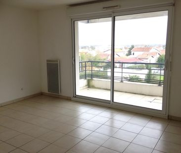 location Appartement T3 DE 53.9m² À BEGLES - Photo 1