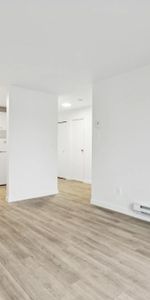 🏡 BAISSE DE PRIX ! Disponible maintenant – Grand 3 ½ fraîchement rénové, vue sur l'eau, Ouest de l'Ile - Photo 4