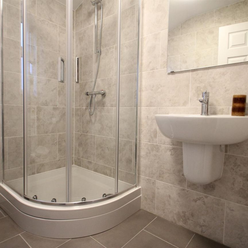 1 bedroom property to rent Howson Road, London, SE4 - Photo 1