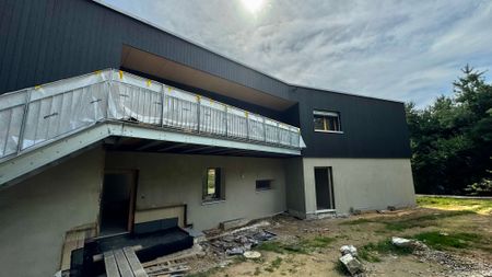 Neuwertige Wohnung an erhöhter Lage in Freiburg zu vermieten - Photo 2