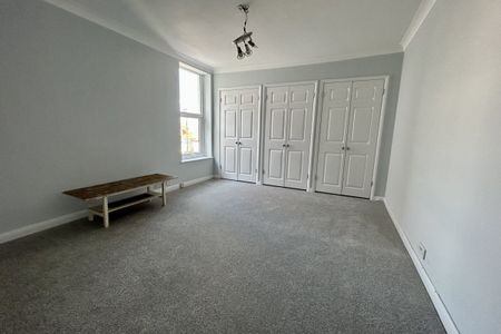 Park Terrace - Photo 4