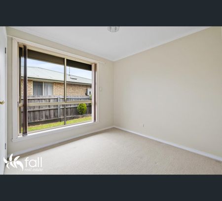 11 Pollock Place, Sorell, Tas 7172 - Photo 2