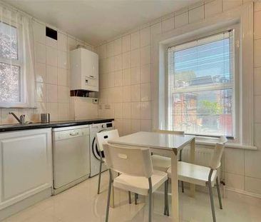 Finchley Road, London, NW3 - Photo 2