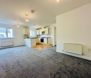 2 bedroom ground floor flat to rent - Photo 5