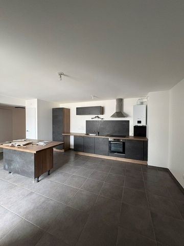 Location Appartement 2 pièces 47m² THONON LES BAINS 74200 - Photo 2
