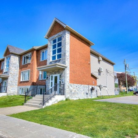 Nouveauté sur le marché Appartement à louer - Laval (Chomedey) (Carrefour Saint-Martin) - Photo 4