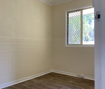 Charming Home! - Photo 4