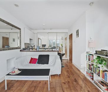 1 bedroom flat to rent - Photo 4