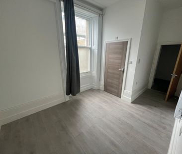 Market Walk, Huddersfield, HD1 - Photo 4